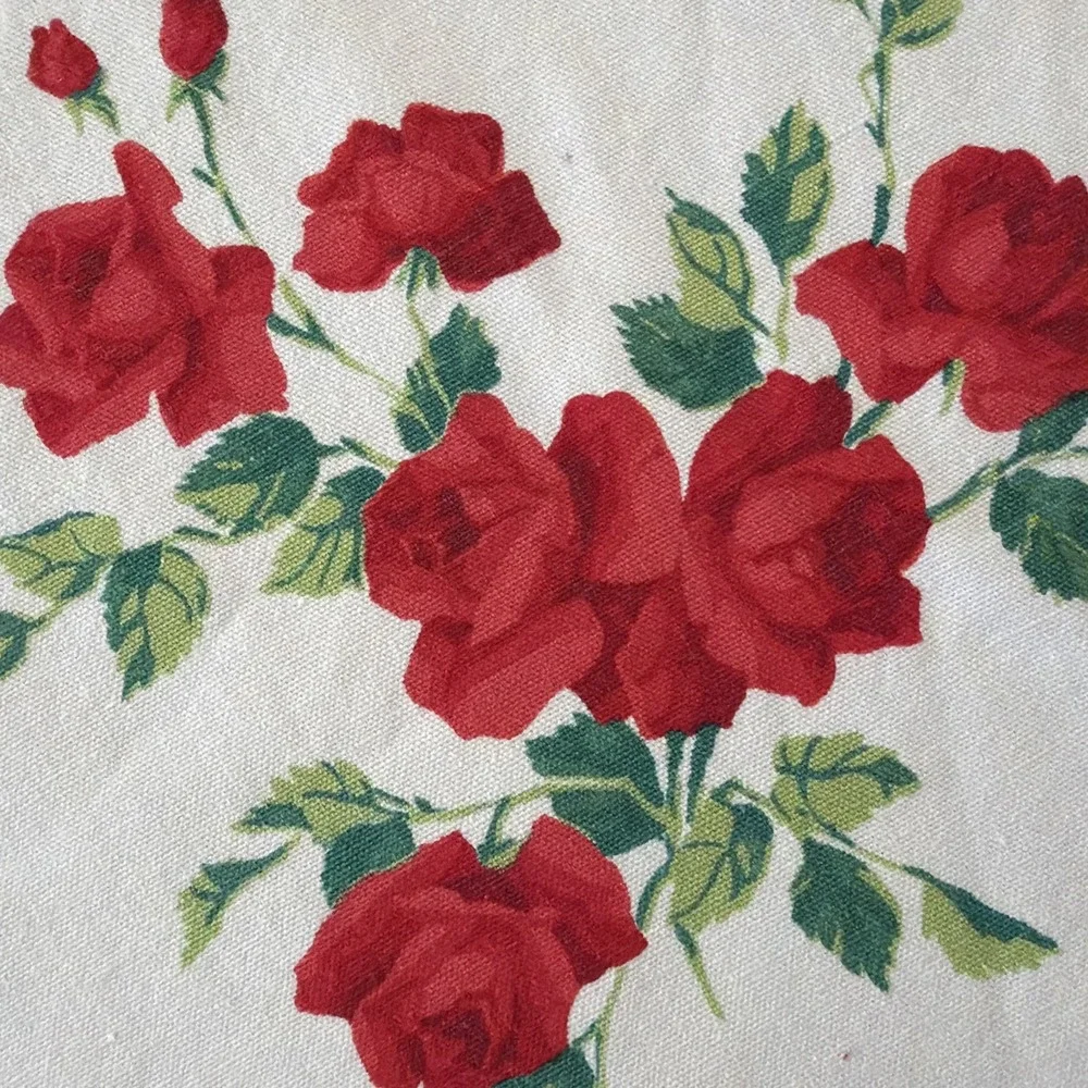 Vtg MCM Round White Tablecloth With Red Roses 64